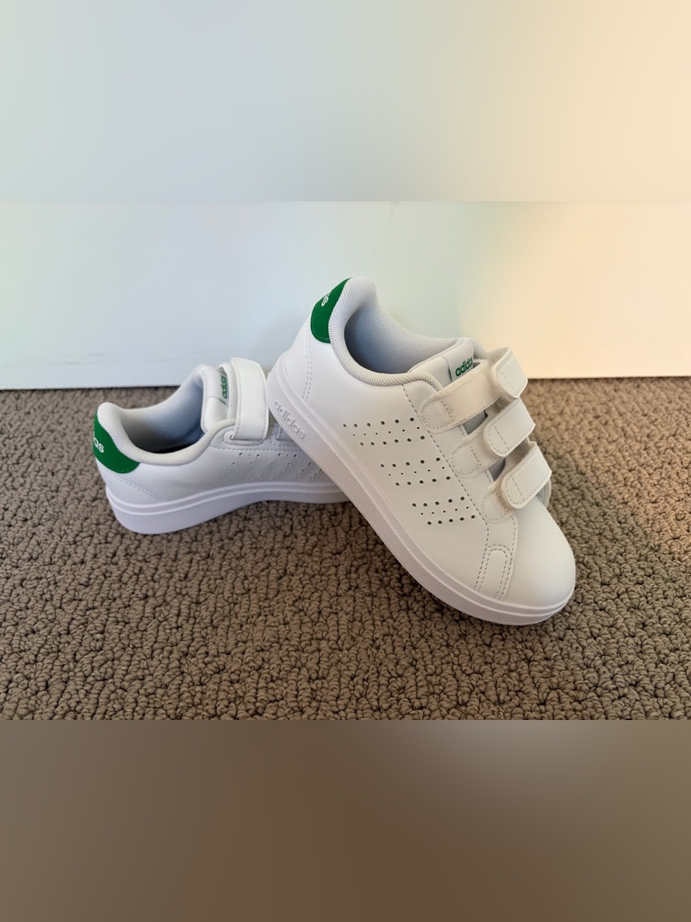 Adidas Kids White sneakers